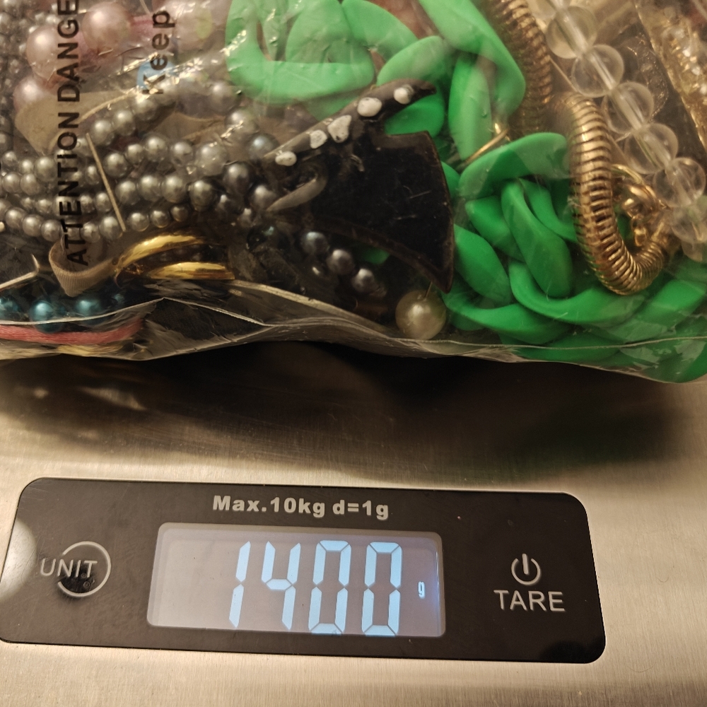 3LB+ Jewelry LOT Z15